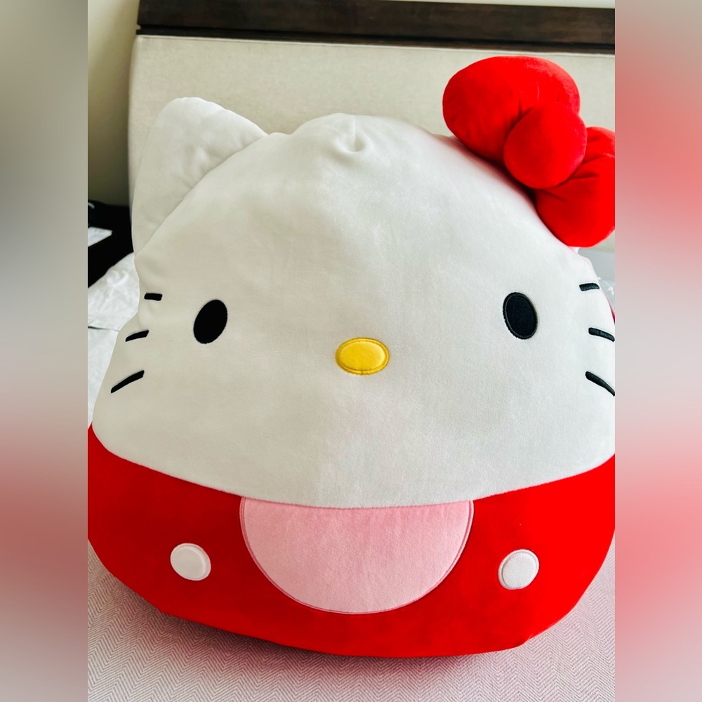NWT Hello Kitty Giant Jumbo Squishmallow Red Bow White Body 20" free shipping